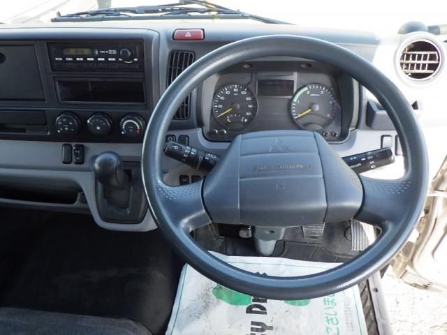 MITSUBISHI CANTER 2013 Image 31