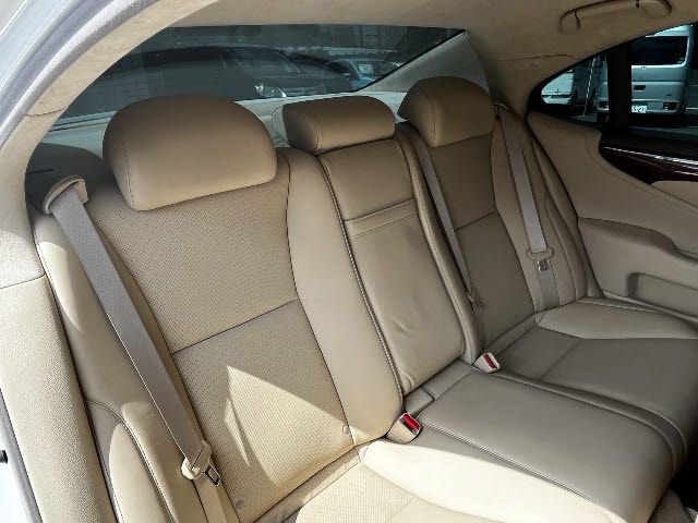 TOYOTA LEXUS LS460 2007 Image 31