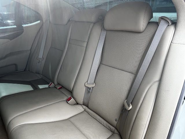 TOYOTA LEXUS LS460 2007 Image 31