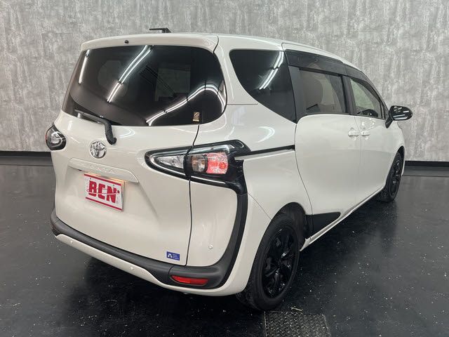 TOYOTA SIENTA 2021 Image 31