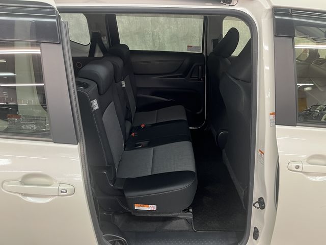 TOYOTA SIENTA 2021 Image 31