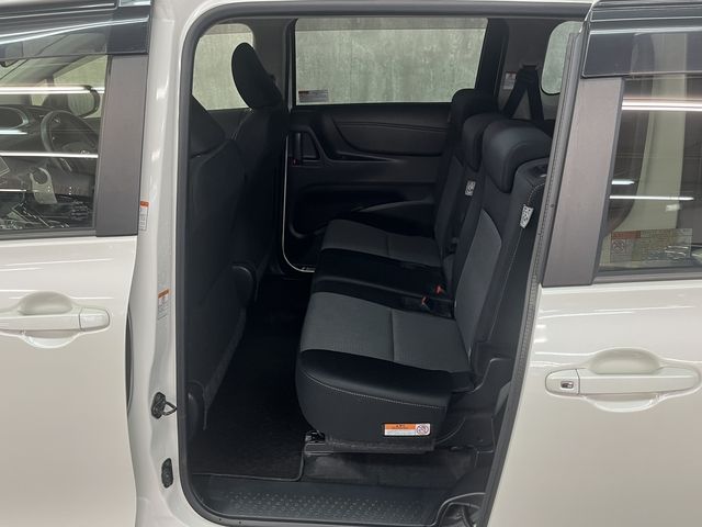 TOYOTA SIENTA 2021 Image 31