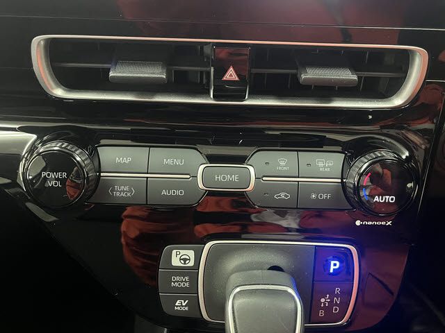 TOYOTA AQUA 2024 Image 31