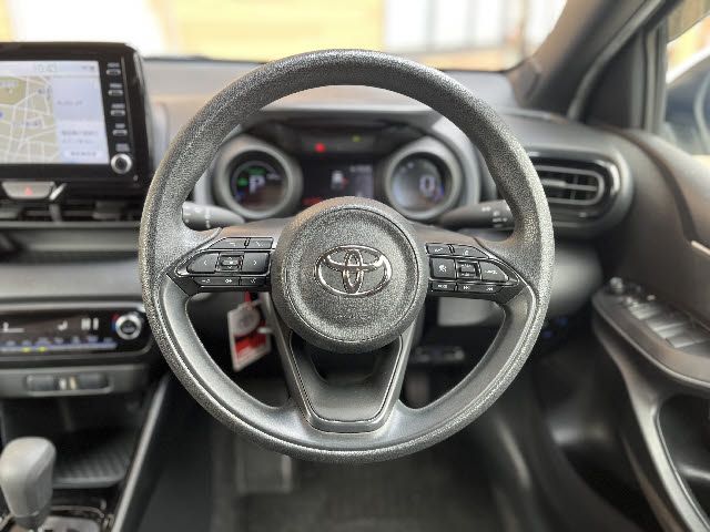 TOYOTA YARIS HYBRID 2021 Image 31