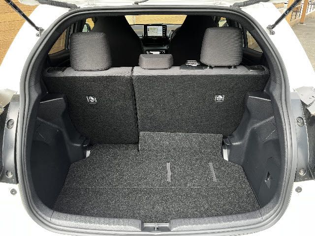 TOYOTA YARIS HYBRID 2021 Image 31