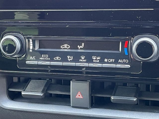 TOYOTA SIENTA HYBRID 2023 Image 31