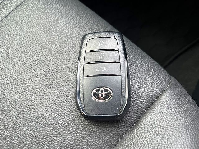 TOYOTA COROLLA CROSS HYBRID 2024 Image 31