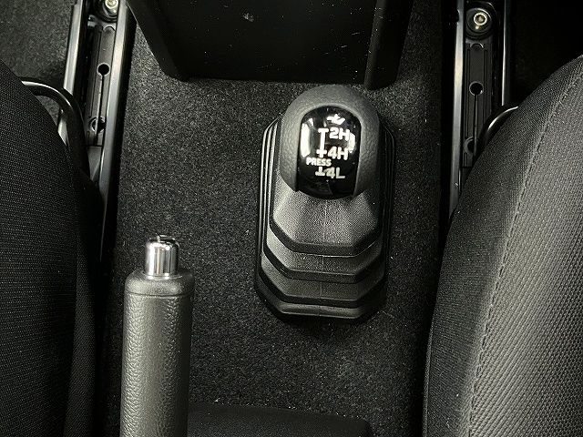 SUZUKI JIMNY SIERRA 2024 Image 31