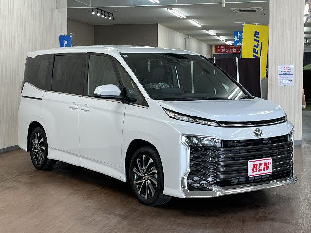 TOYOTA VOXY HYBRID 2026 Image 31