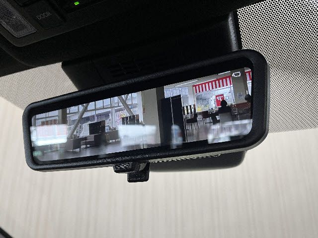 TOYOTA VOXY HYBRID 2026 Image 31