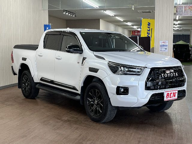 TOYOTA HILUX 4WD 2023 Image 31