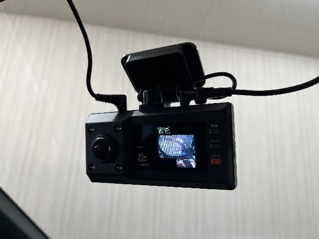 TOYOTA HILUX 4WD 2023 Image 31