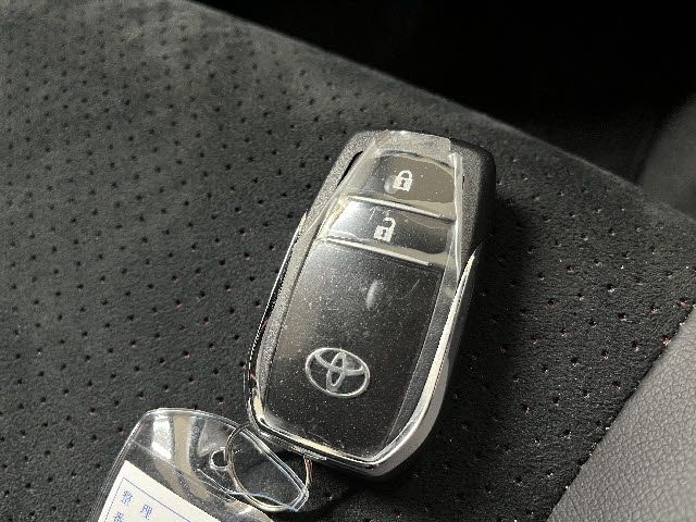 TOYOTA HILUX 4WD 2023 Image 31