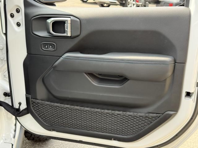 JEEP WRANGLER UNLIMI 2023 Image 31