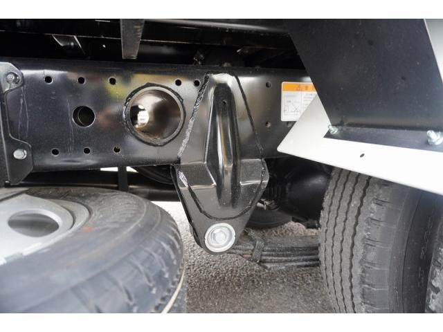 MITSUBISHI CANTER 2025 Image 31