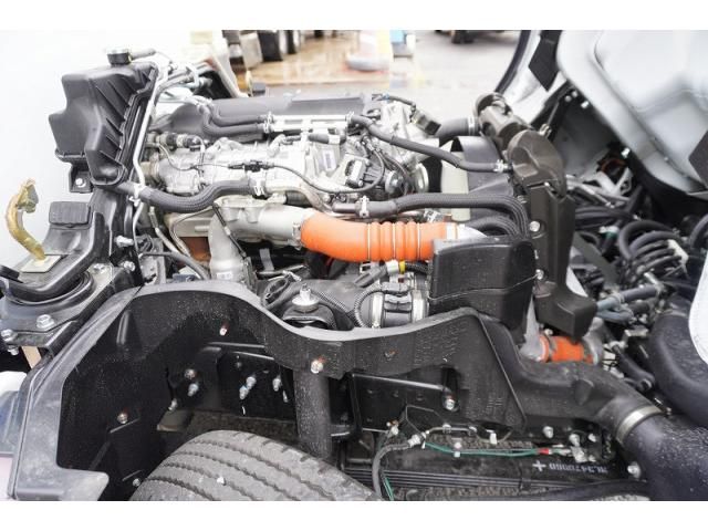 MITSUBISHI CANTER 2025 Image 31