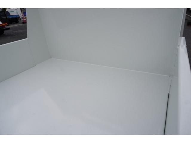 MITSUBISHI CANTER 2025 Image 31