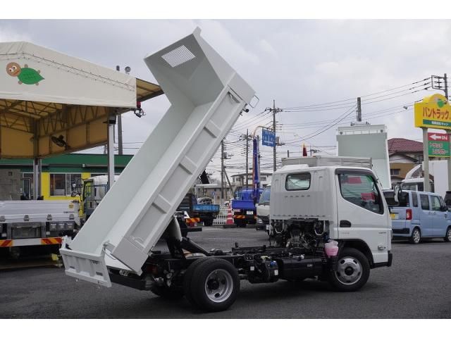 MITSUBISHI CANTER 2025 Image 31