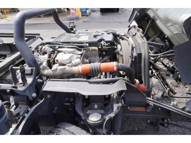 ISUZU ELF 2016 Image 31