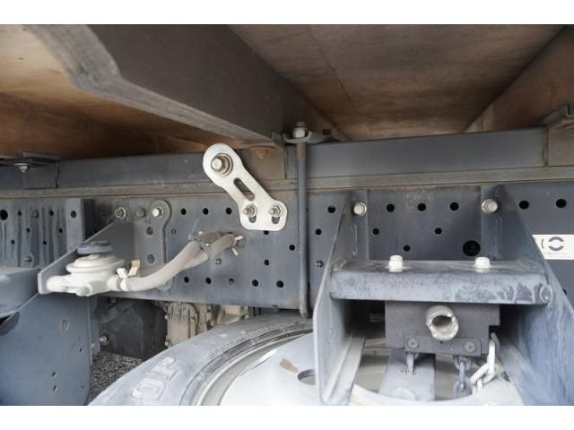 ISUZU ELF 2020 Image 31