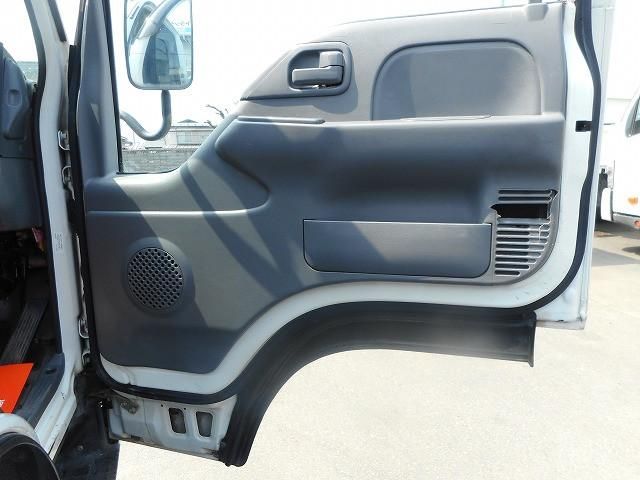 ISUZU ELF 2016 Image 31