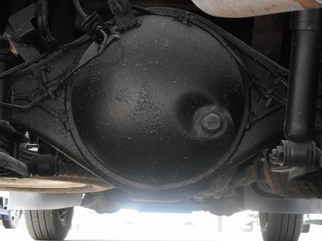 ISUZU ELF 2016 Image 31