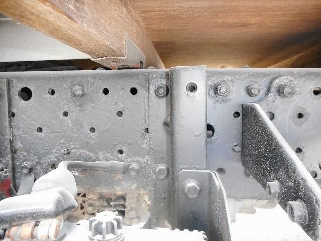 ISUZU ELF 2016 Image 31