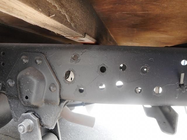 ISUZU ELF 2016 Image 31