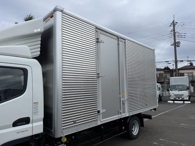 MITSUBISHI CANTER 2025 Image 31