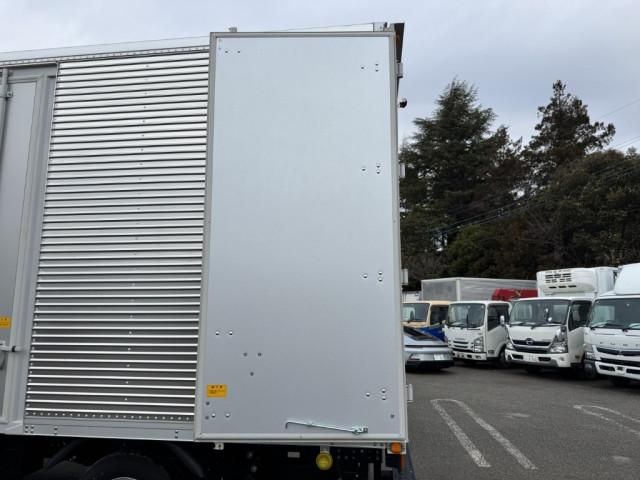 MITSUBISHI CANTER 2025 Image 31