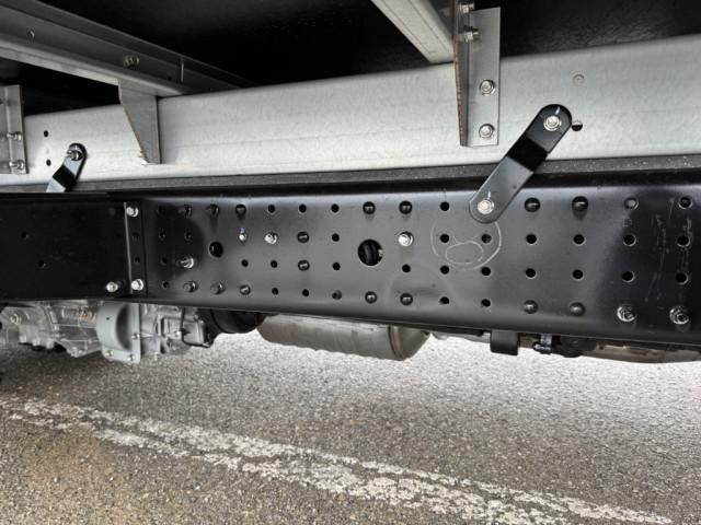 MITSUBISHI CANTER 2025 Image 31