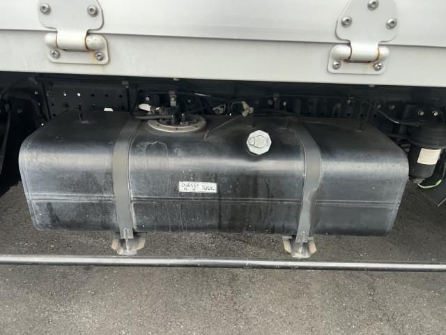 MITSUBISHI CANTER 2016 Image 31