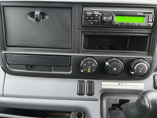 MITSUBISHI CANTER 2016 Image 31