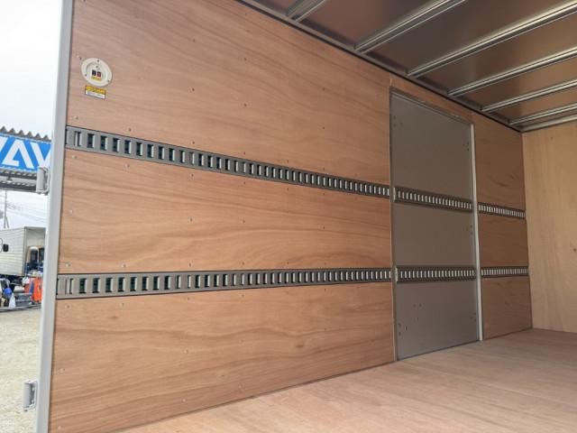 HINO DUTRO 2025 Image 31