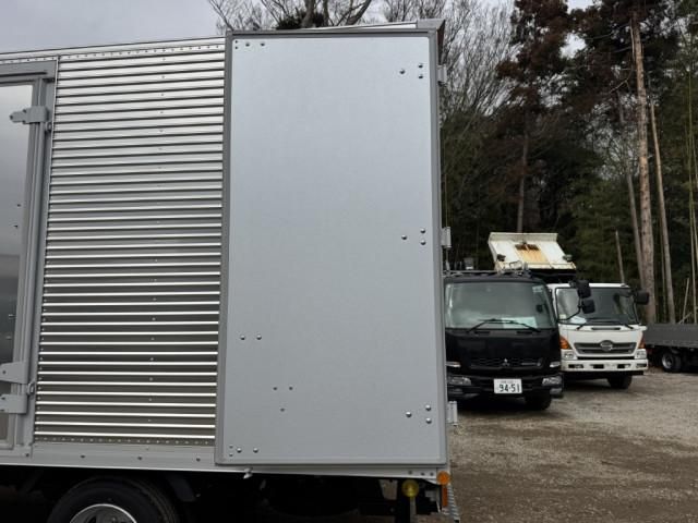 HINO DUTRO 2025 Image 31