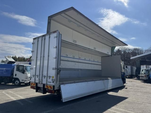 HINO PROFIA 2020 Image 31