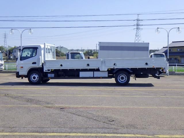 MITSUBISHI CANTER 2023 Image 31