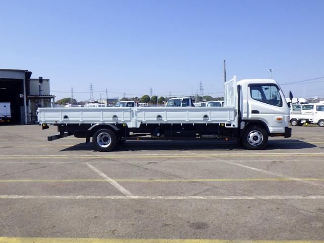 MITSUBISHI CANTER 2023 Image 31