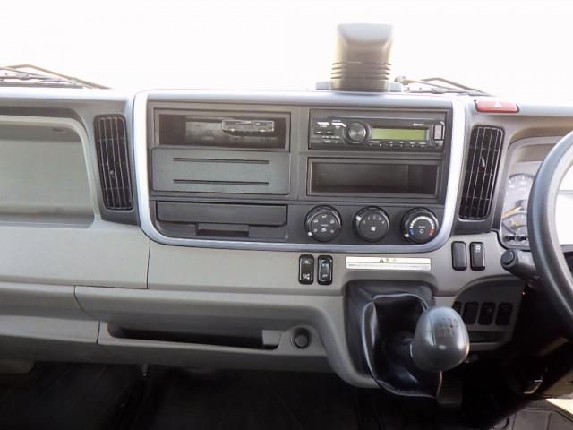 MITSUBISHI CANTER 2023 Image 31