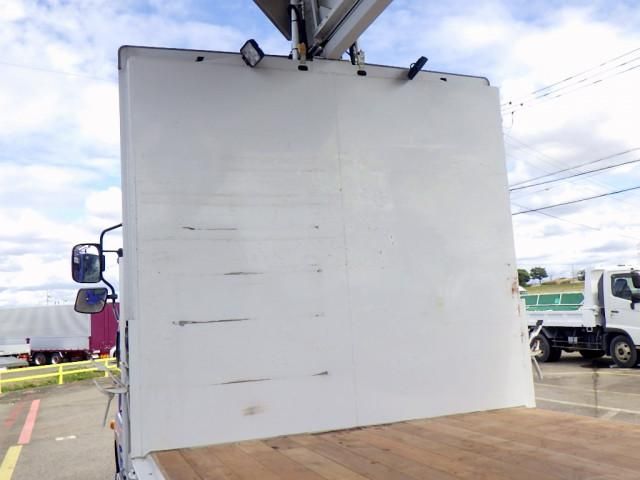 MITSUBISHI FUSOU FIGHTER 2017 Image 31