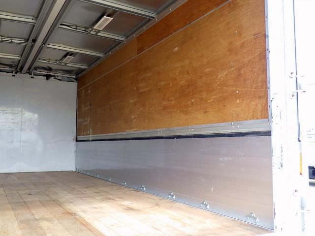 MITSUBISHI FUSOU FIGHTER 2017 Image 31