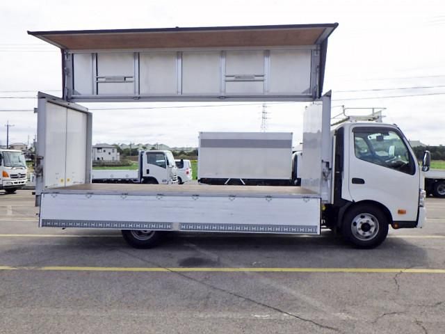 HINO DUTRO 2017 Image 31