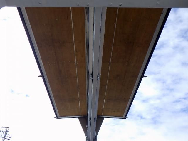 HINO DUTRO 2017 Image 31