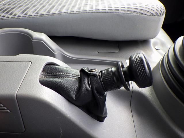 HINO DUTRO 2017 Image 31