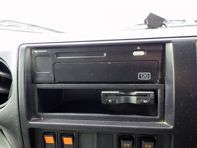 HINO DUTRO 2017 Image 31