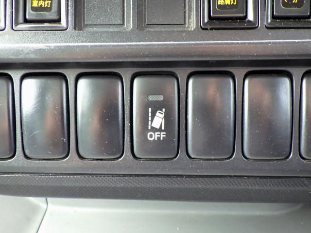 HINO DUTRO 2017 Image 31