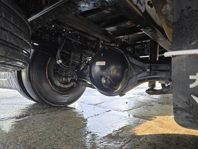 MITSUBISHI FUSOU FIGHTER 2008 Image 31