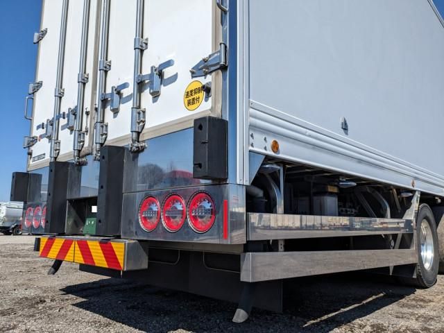 HINO PROFIA 2021 Image 31