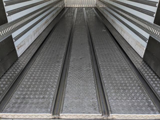 HINO PROFIA 2021 Image 31