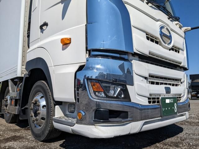 HINO PROFIA 2021 Image 31
